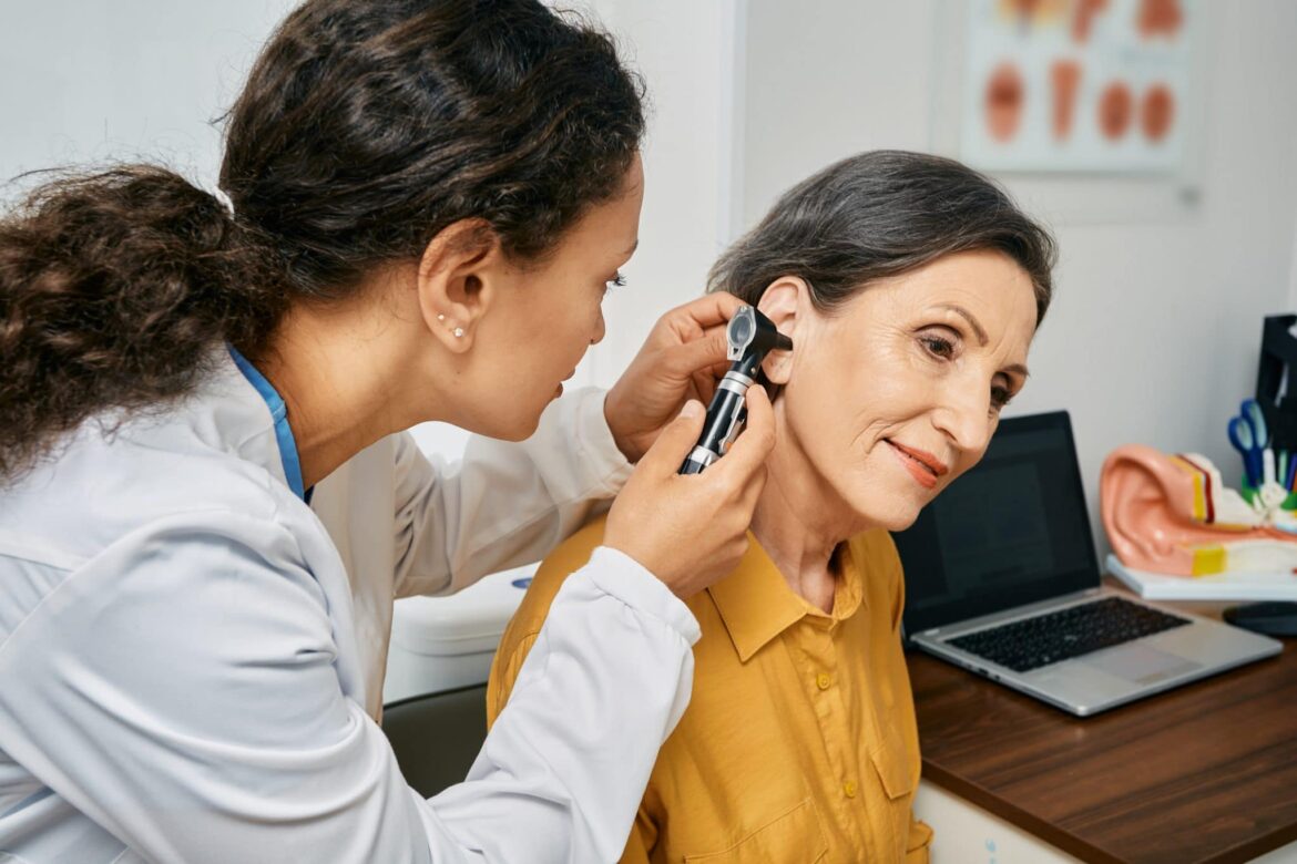 The Expert Touch: A Licensed Audiologist’s Role in Diagnosing and Treating Hearing Loss across All Ages